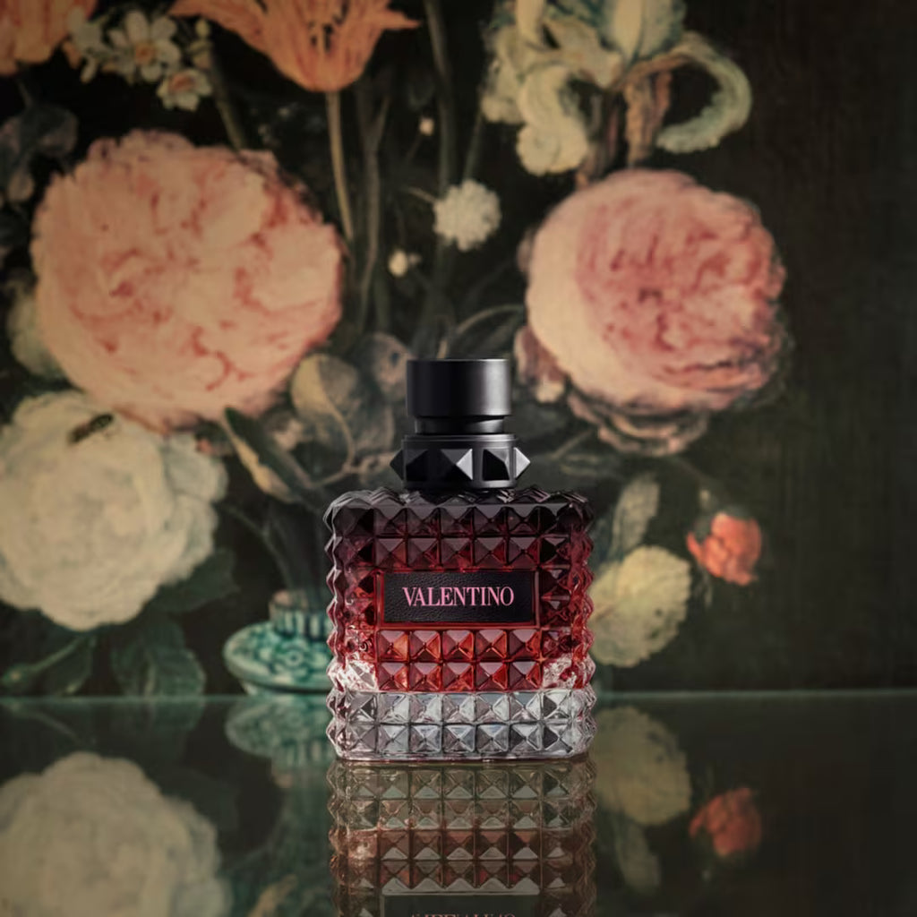 Valentino Donna Born in Roma Intense